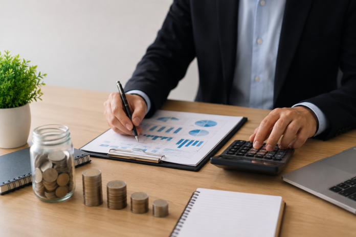 4 tips to manage personal finances, the corporate way 4 tips to manage personal finances, the corporate way