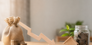 Investment options in falling interest rates scenario Investment options in falling interest rates scenario