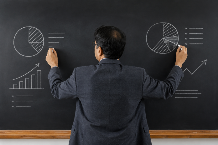 What is the difference between multi-cap and Flexi-cap funds?