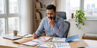 The Wisdom of Deciding Less in a Noisy Financial World The Wisdom of Deciding Less in a Noisy Financial World